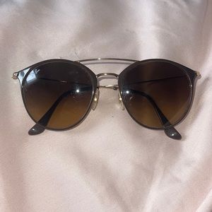 ray ban sunglasses